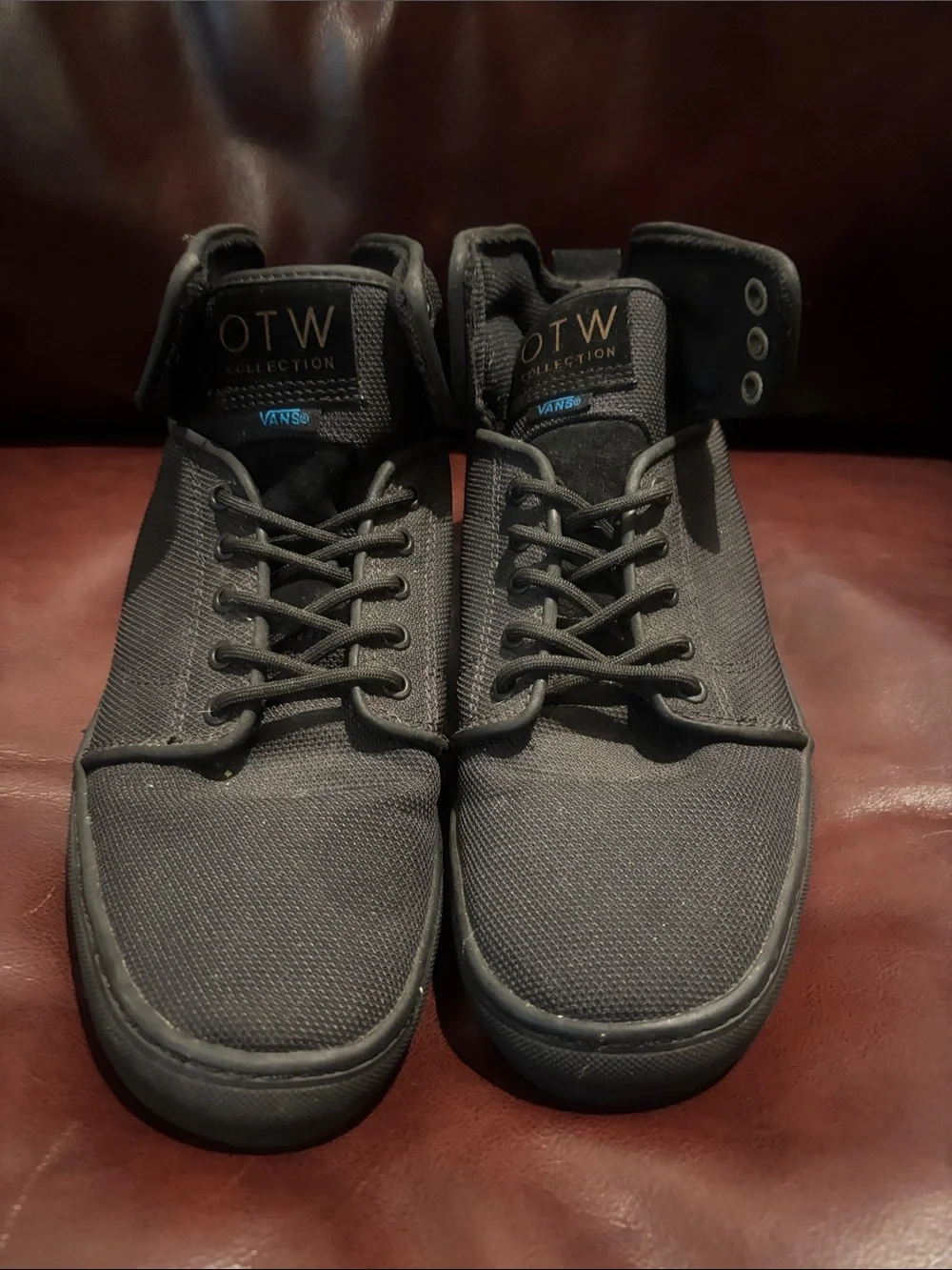 Vans Black High-Top Canvas Sneakers   Size 7.5 US Men